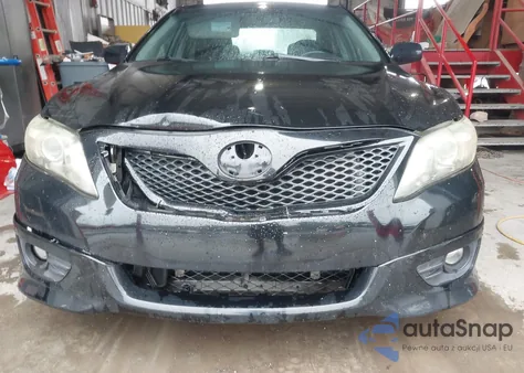 2011 Toyota Camry Se z USA, uszkodzony, nr VIN 4T1BF3EK2BU197232